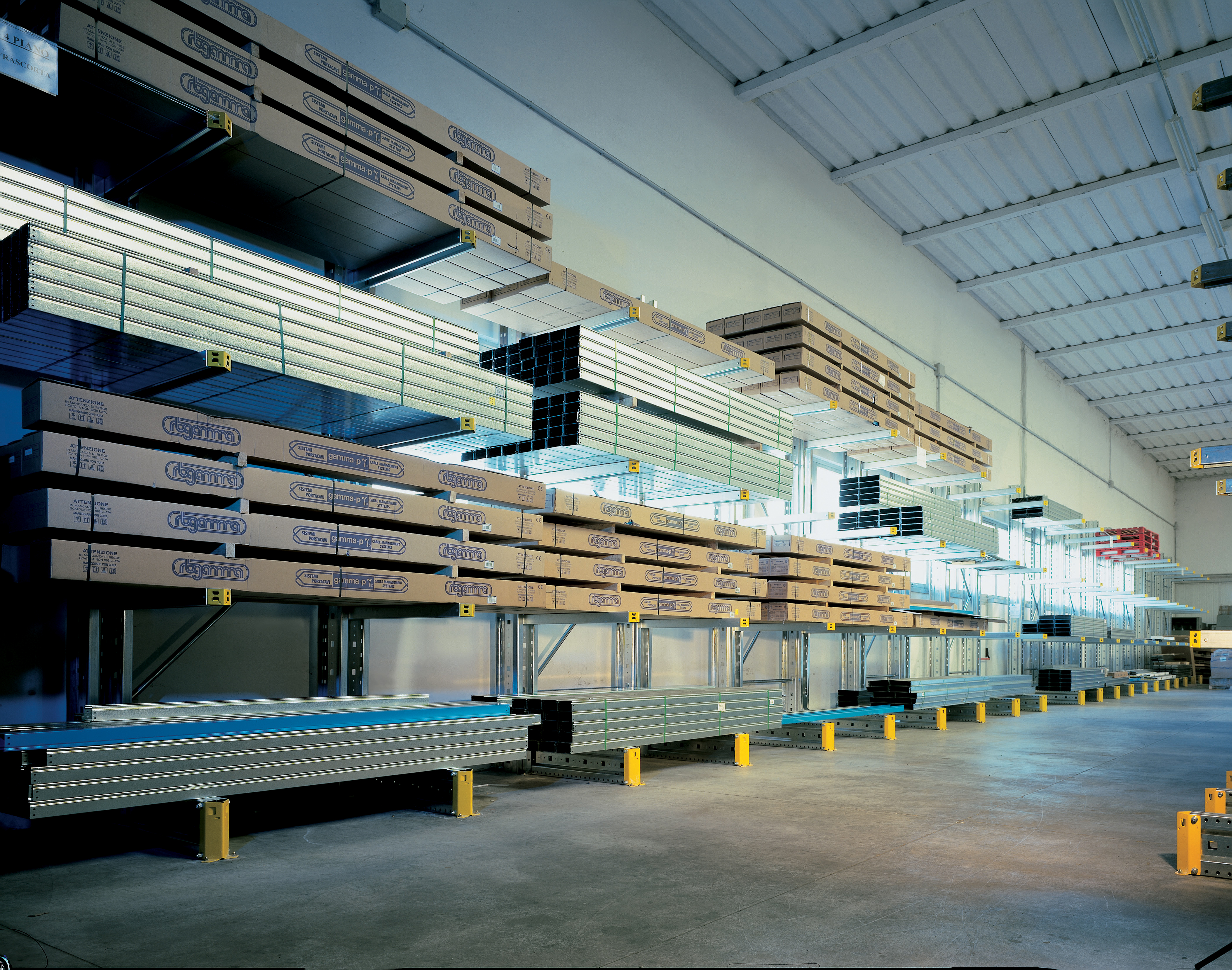 Shelving solution 4